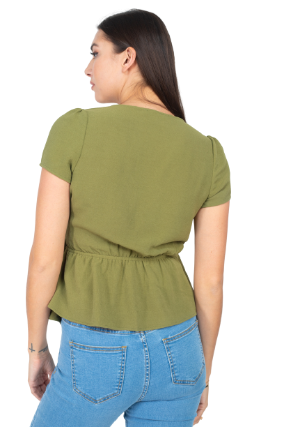 Blusa con hebilla lateral