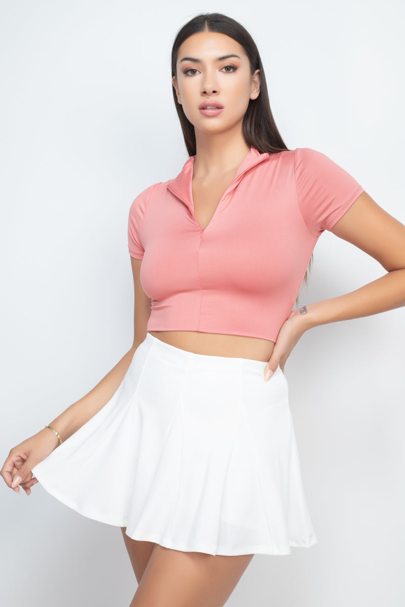 Blusa corta con cuello camisero