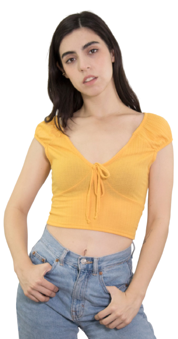 Blusa con pequeña cinta